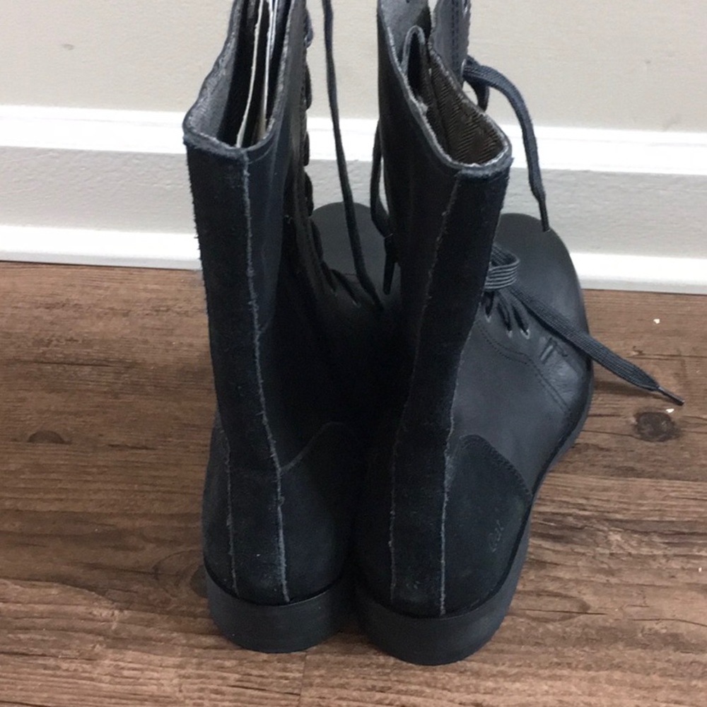 Reversible Cat Work Boots Size 9.5 - image 3